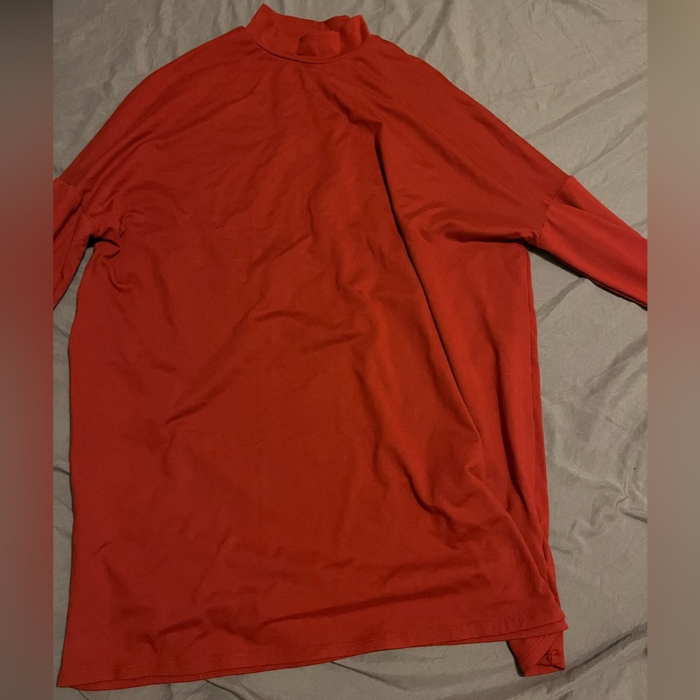 Turtle neck flare shirt